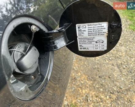 Черный Фольксваген Пассат, объемом двигателя 2 л и пробегом 260 тыс. км за 6500 $, фото 7 на Automoto.ua