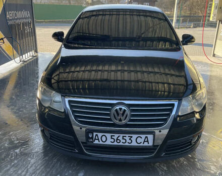 Черный Фольксваген Пассат, объемом двигателя 2 л и пробегом 240 тыс. км за 5200 $, фото 4 на Automoto.ua
