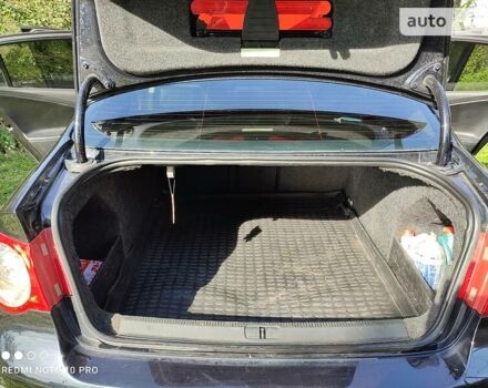 Черный Фольксваген Пассат, объемом двигателя 2 л и пробегом 253 тыс. км за 6000 $, фото 22 на Automoto.ua