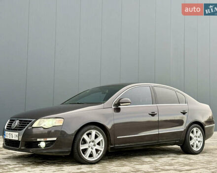 Чорний Фольксваген Пассат, об'ємом двигуна 2 л та пробігом 390 тис. км за 5599 $, фото 7 на Automoto.ua