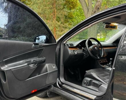 Чорний Фольксваген Пассат, об'ємом двигуна 2 л та пробігом 266 тис. км за 5290 $, фото 9 на Automoto.ua