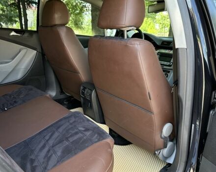 Черный Фольксваген Пассат, объемом двигателя 1.6 л и пробегом 215 тыс. км за 6000 $, фото 5 на Automoto.ua