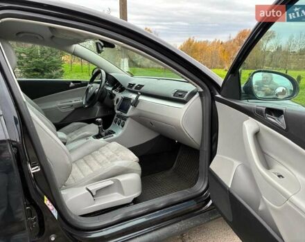 Черный Фольксваген Пассат, объемом двигателя 1.6 л и пробегом 224 тыс. км за 6200 $, фото 9 на Automoto.ua