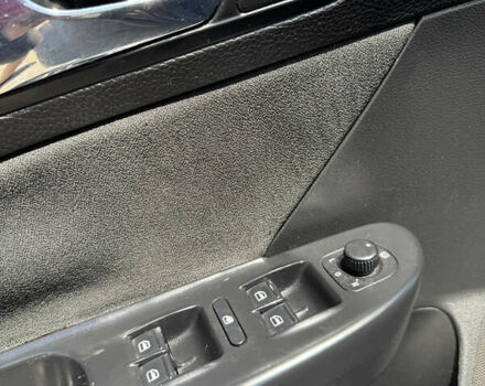 Чорний Фольксваген Пассат, об'ємом двигуна 2 л та пробігом 251 тис. км за 4899 $, фото 37 на Automoto.ua