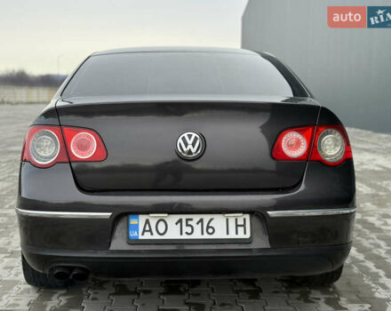 Чорний Фольксваген Пассат, об'ємом двигуна 2 л та пробігом 390 тис. км за 5599 $, фото 9 на Automoto.ua