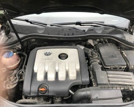 Черный Фольксваген Пассат, объемом двигателя 2 л и пробегом 330 тыс. км за 5200 $, фото 18 на Automoto.ua