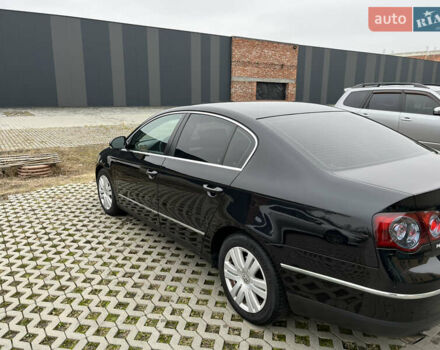 Черный Фольксваген Пассат, объемом двигателя 1.6 л и пробегом 340 тыс. км за 5700 $, фото 6 на Automoto.ua