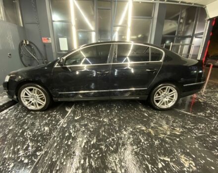 Черный Фольксваген Пассат, объемом двигателя 2 л и пробегом 215 тыс. км за 4550 $, фото 2 на Automoto.ua