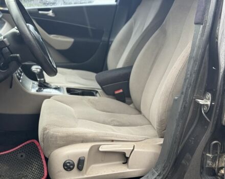 Чорний Фольксваген Пассат, об'ємом двигуна 2 л та пробігом 300 тис. км за 5700 $, фото 16 на Automoto.ua