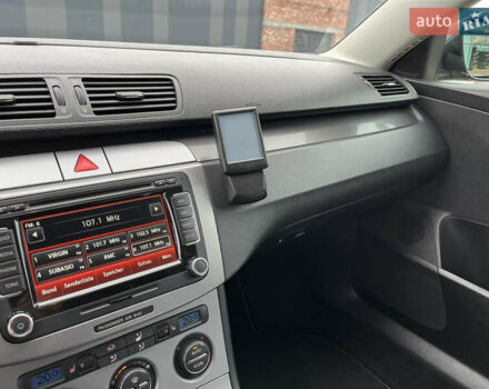 Черный Фольксваген Пассат, объемом двигателя 1.6 л и пробегом 340 тыс. км за 5700 $, фото 15 на Automoto.ua