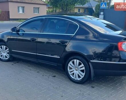 Чорний Фольксваген Пассат, об'ємом двигуна 1.98 л та пробігом 332 тис. км за 5600 $, фото 9 на Automoto.ua