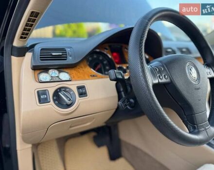 Черный Фольксваген Пассат, объемом двигателя 1.98 л и пробегом 258 тыс. км за 7350 $, фото 27 на Automoto.ua