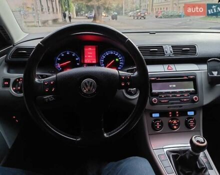 Черный Фольксваген Пассат, объемом двигателя 0 л и пробегом 186 тыс. км за 7777 $, фото 73 на Automoto.ua