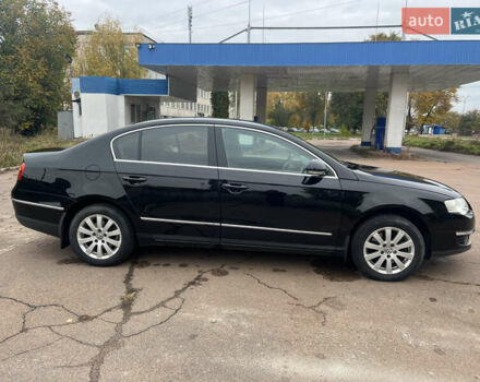 Фольксваген Пассат 2007 у Нежине на Automoto.ua Чорний Фольксваген Пассат, об'ємом двигуна 2 л та пробігом 138 тис. км за 6500 $, фото 13 на Automoto.ua