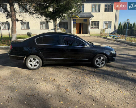 Черный Фольксваген Пассат, объемом двигателя 1.97 л и пробегом 326 тыс. км за 5500 $, фото 3 на Automoto.ua