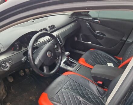 Чорний Фольксваген Пассат, об'ємом двигуна 2 л та пробігом 244 тис. км за 4400 $, фото 3 на Automoto.ua