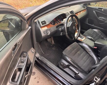 Чорний Фольксваген Пассат, об'ємом двигуна 2 л та пробігом 210 тис. км за 5800 $, фото 6 на Automoto.ua