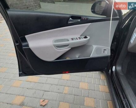 Черный Фольксваген Пассат, объемом двигателя 0 л и пробегом 186 тыс. км за 7777 $, фото 33 на Automoto.ua