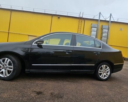 Черный Фольксваген Пассат, объемом двигателя 2 л и пробегом 340 тыс. км за 2857 $, фото 2 на Automoto.ua