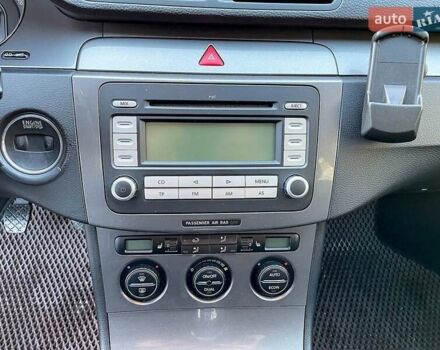 Черный Фольксваген Пассат, объемом двигателя 1.6 л и пробегом 270 тыс. км за 6000 $, фото 9 на Automoto.ua