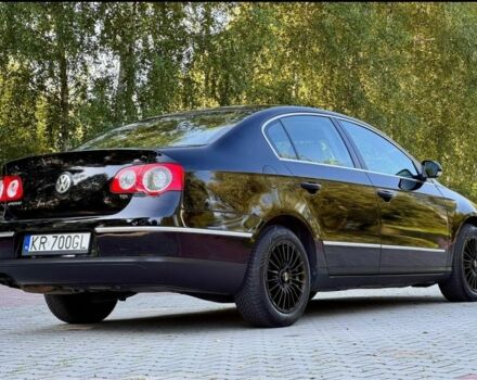 Черный Фольксваген Пассат, объемом двигателя 1.9 л и пробегом 265 тыс. км за 2631 $, фото 4 на Automoto.ua