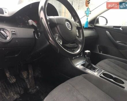 Черный Фольксваген Пассат, объемом двигателя 2 л и пробегом 201 тыс. км за 6500 $, фото 2 на Automoto.ua