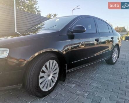 Черный Фольксваген Пассат, объемом двигателя 2 л и пробегом 297 тыс. км за 6100 $, фото 2 на Automoto.ua