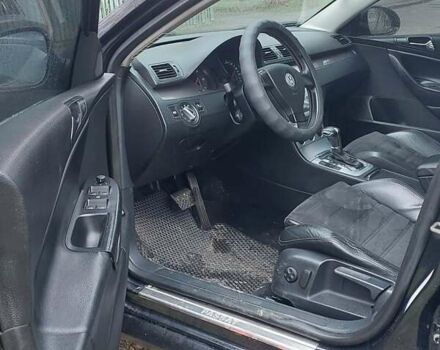 Черный Фольксваген Пассат, объемом двигателя 1.97 л и пробегом 249 тыс. км за 7500 $, фото 4 на Automoto.ua