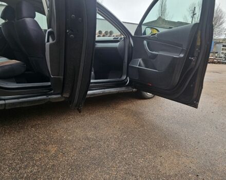 Черный Фольксваген Пассат, объемом двигателя 2 л и пробегом 340 тыс. км за 2857 $, фото 16 на Automoto.ua