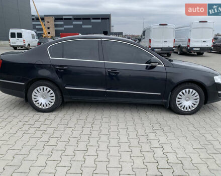 Чорний Фольксваген Пассат, об'ємом двигуна 1.97 л та пробігом 280 тис. км за 6200 $, фото 3 на Automoto.ua