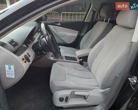 Черный Фольксваген Пассат, объемом двигателя 0 л и пробегом 186 тыс. км за 7777 $, фото 28 на Automoto.ua