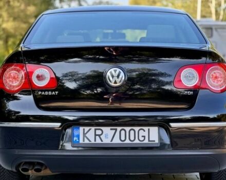 Чорний Фольксваген Пассат, об'ємом двигуна 1.9 л та пробігом 245 тис. км за 1950 $, фото 5 на Automoto.ua