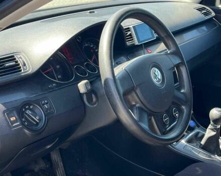 Чорний Фольксваген Пассат, об'ємом двигуна 2 л та пробігом 164 тис. км за 5790 $, фото 11 на Automoto.ua