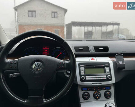 Черный Фольксваген Пассат, объемом двигателя 1.98 л и пробегом 210 тыс. км за 6600 $, фото 7 на Automoto.ua