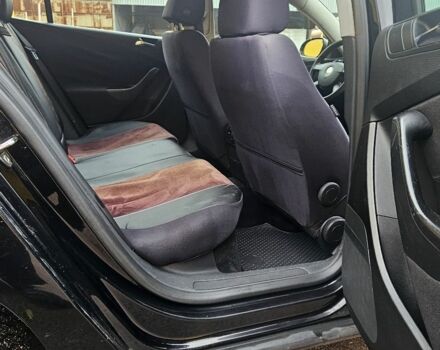 Черный Фольксваген Пассат, объемом двигателя 2 л и пробегом 340 тыс. км за 2857 $, фото 17 на Automoto.ua