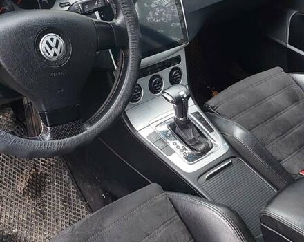 Черный Фольксваген Пассат, объемом двигателя 1.97 л и пробегом 249 тыс. км за 7500 $, фото 3 на Automoto.ua