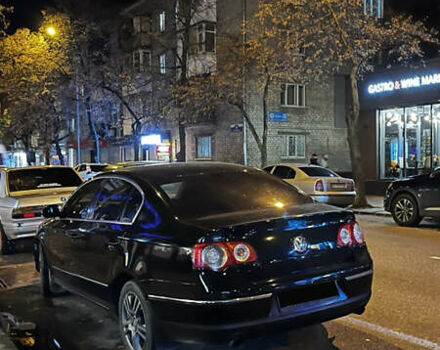 Черный Фольксваген Пассат, объемом двигателя 1.98 л и пробегом 350 тыс. км за 6000 $, фото 12 на Automoto.ua