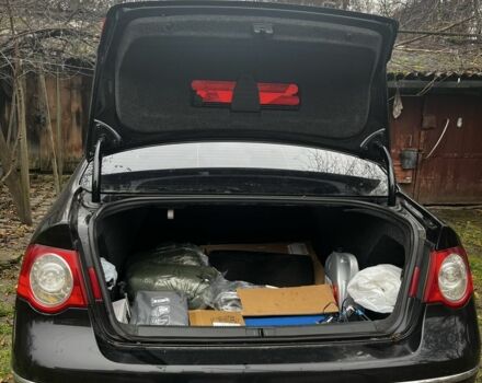 Черный Фольксваген Пассат, объемом двигателя 2 л и пробегом 204 тыс. км за 6800 $, фото 13 на Automoto.ua