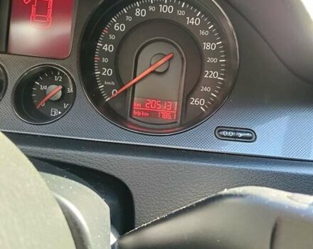 Чорний Фольксваген Пассат, об'ємом двигуна 1.97 л та пробігом 205 тис. км за 7200 $, фото 3 на Automoto.ua