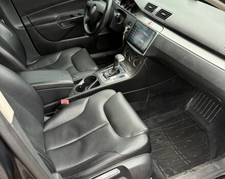 Черный Фольксваген Пассат, объемом двигателя 2 л и пробегом 200 тыс. км за 3199 $, фото 14 на Automoto.ua