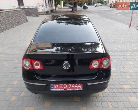 Черный Фольксваген Пассат, объемом двигателя 0 л и пробегом 186 тыс. км за 7777 $, фото 9 на Automoto.ua