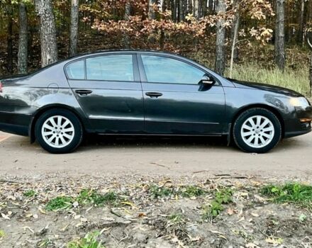 Черный Фольксваген Пассат, объемом двигателя 2 л и пробегом 240 тыс. км за 1650 $, фото 4 на Automoto.ua