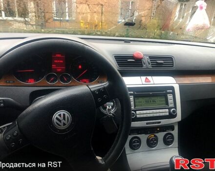 Черный Фольксваген Пассат, объемом двигателя 2 л и пробегом 239 тыс. км за 7500 $, фото 1 на Automoto.ua