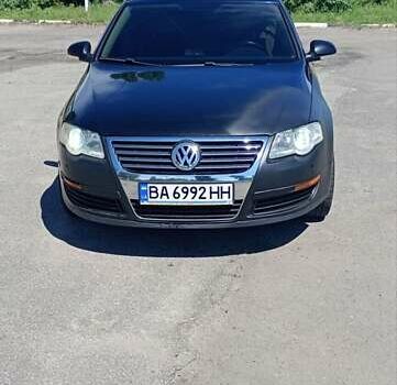 Черный Фольксваген Пассат, объемом двигателя 1.98 л и пробегом 289 тыс. км за 5700 $, фото 1 на Automoto.ua