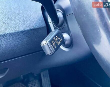 Черный Фольксваген Пассат, объемом двигателя 1.6 л и пробегом 270 тыс. км за 6000 $, фото 6 на Automoto.ua