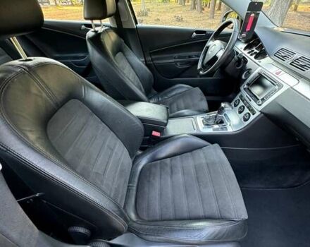 Черный Фольксваген Пассат, объемом двигателя 2 л и пробегом 241 тыс. км за 8000 $, фото 4 на Automoto.ua