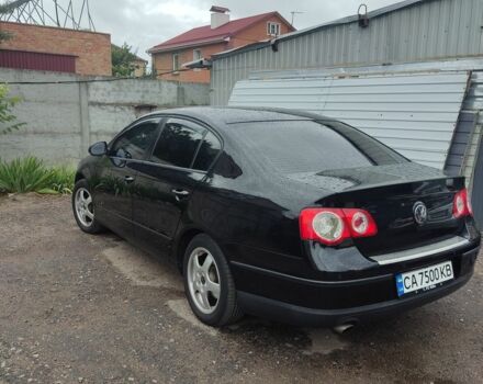 Чорний Фольксваген Пассат, об'ємом двигуна 1.6 л та пробігом 228 тис. км за 7200 $, фото 10 на Automoto.ua