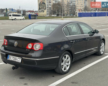 Черный Фольксваген Пассат, объемом двигателя 1.97 л и пробегом 307 тыс. км за 5999 $, фото 3 на Automoto.ua