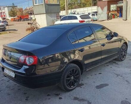 Черный Фольксваген Пассат, объемом двигателя 1.98 л и пробегом 320 тыс. км за 5200 $, фото 4 на Automoto.ua