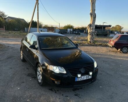 Черный Фольксваген Пассат, объемом двигателя 0 л и пробегом 290 тыс. км за 2950 $, фото 2 на Automoto.ua